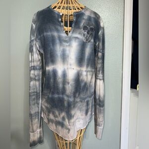 Blue Ruby Vintage Y2K Tie-Dye Long Sleeve Top with Skull Bedazzled Design Large